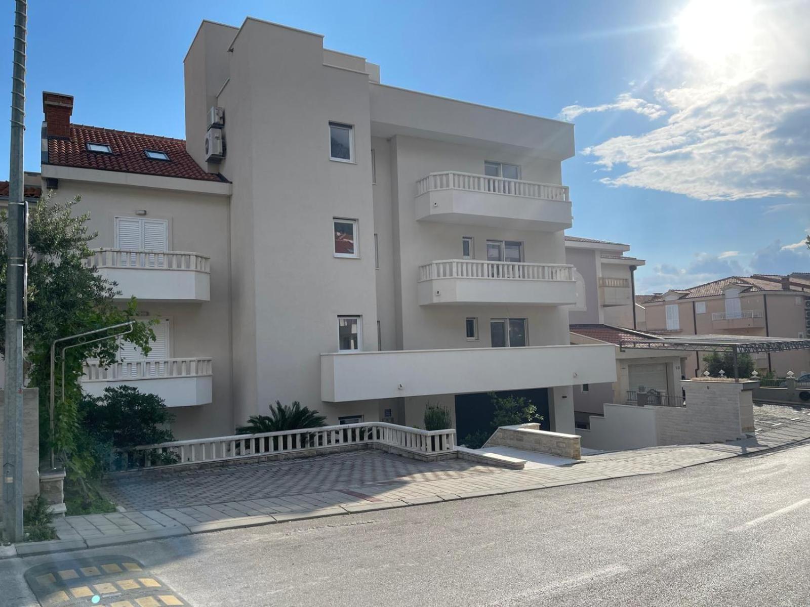 Apartment Dalmatien Traumhaus Makarska Buitenkant foto