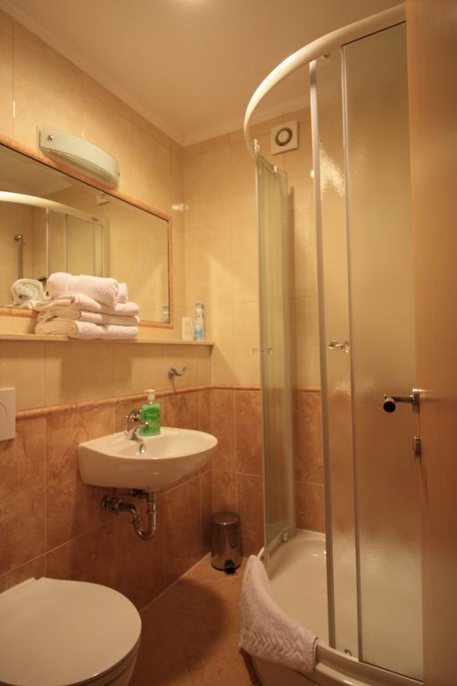 Apartment Dalmatien Traumhaus Makarska Buitenkant foto