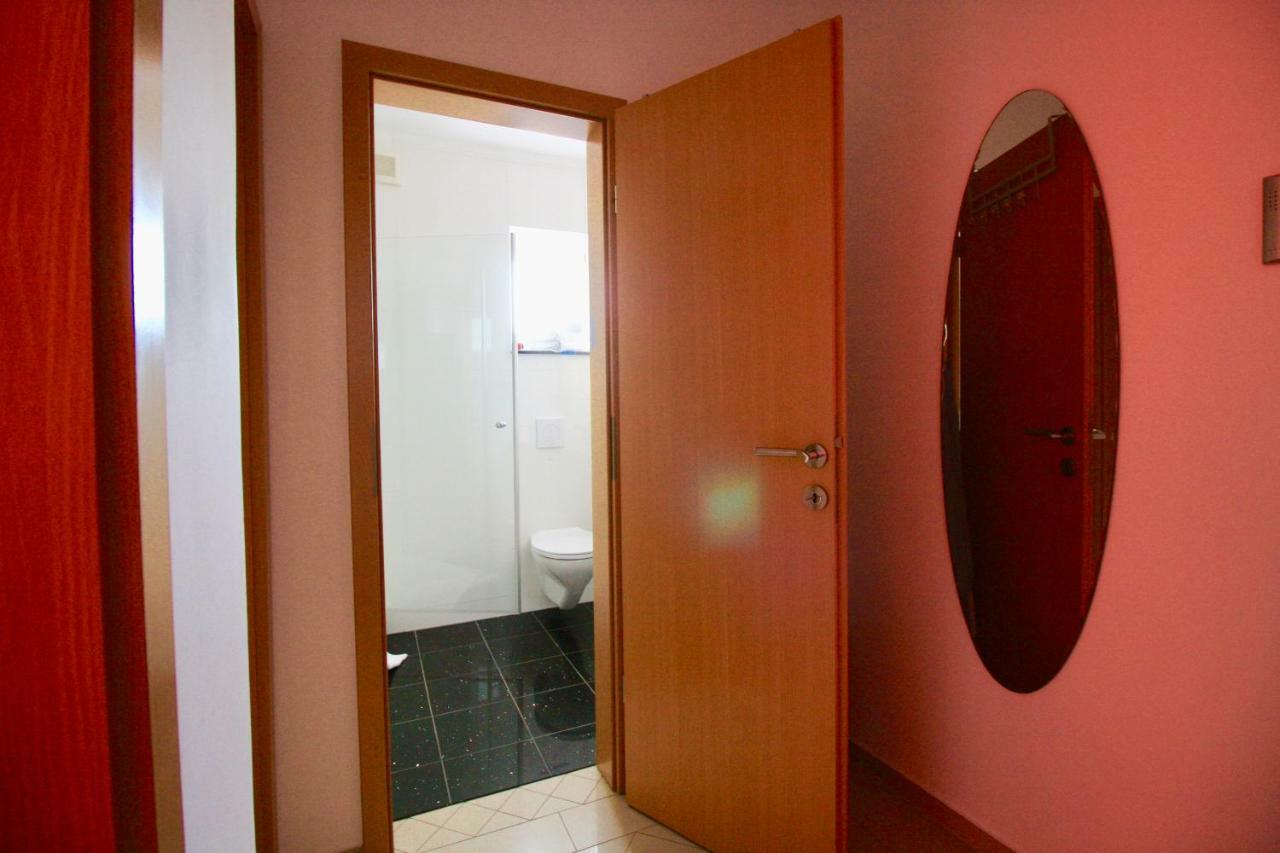 Apartment Dalmatien Traumhaus Makarska Buitenkant foto