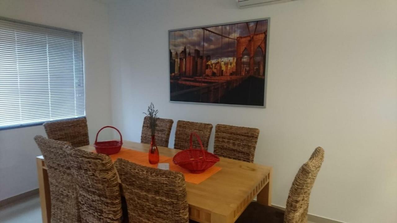 Apartment Dalmatien Traumhaus Makarska Buitenkant foto